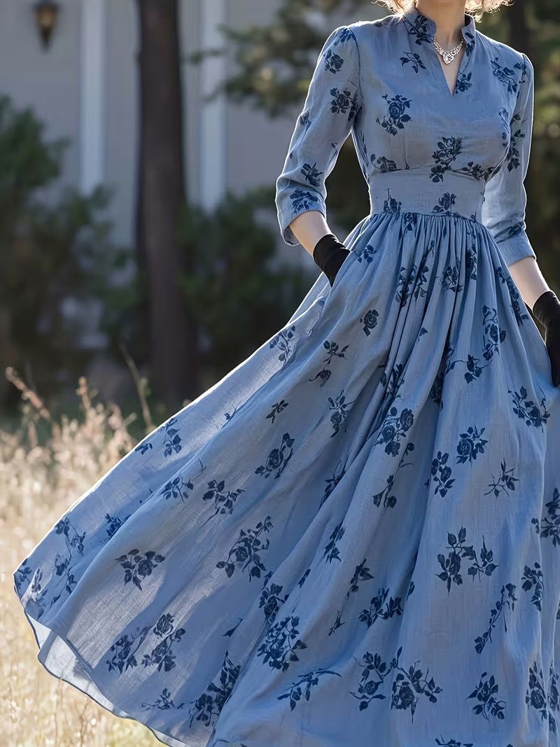 WhatsApp-Image-2025-12-23-at-10.26.02.jpeg Elegant Eid V-Neck Long Dress